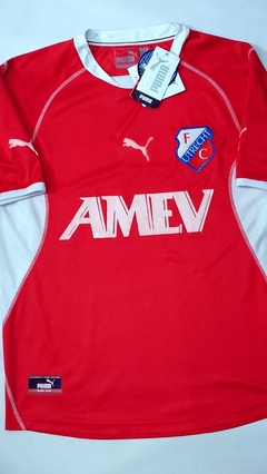 Utrecht 2002/03 (home) - Yellow's Soccer Store
