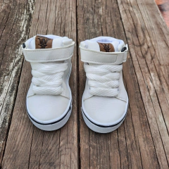 BOTA ECOCUERO BLANCA - comprar online