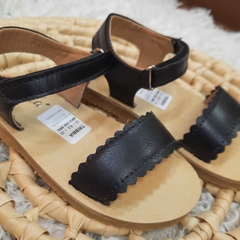 SANDALIAS LUCIA NEGRA en internet