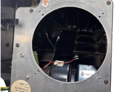 Imagem do Caixa do Subwoofer Sem Alto Falante Original Audi A3 4 Portas 2000 a 2006 8l0035381g