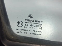 Vidro Vigia Verde da Porta Traseira Esquerda Original Santana 4 Portas 1992 a 1998 3278453211 3278453012 - comprar online