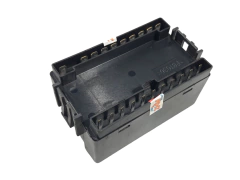Módulo Rele Controle Ecu Original Tr4 2.0 2002 A 2006 Mr583210