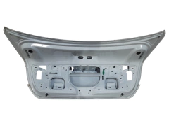 Tampa Traseira Do Porta Malas Branca C/ Aerofólio Original Jetta TSI 2013 A 2017