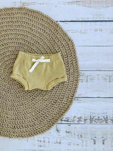 Mini Short mostaza