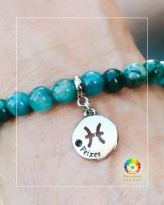 Pulseira Signo de Peixes Pedra Apatita - Brinde Marca Páginas na internet