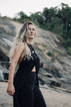 Conjunto Blusa Mel + Calça July Preta na internet