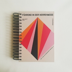 Agenda 2 días por página/ Bauhaus Tapa Dura Ring Wire/MODELO 13/ Pink Lines - 1920®objetos de diseño 