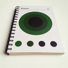 Agenda Diaria Bauhaus Tapa Dura Ring Wire/ Modelo 15/ GRÜNER KREIS - comprar online