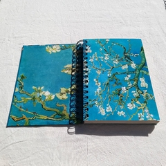 Agenda 2 días por página/ Vincent Tapa Dura Ring Wire/ Modelo 46/ Obra: Almendro en Flor (1890) - comprar online