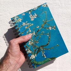 Agenda 2 días por página/ Vincent Tapa Dura Ring Wire/ Modelo 46/ Obra: Almendro en Flor (1890) - 1920®objetos de diseño 