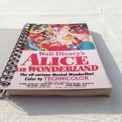 Agenda Semanal Tapa Dura Ring Wire/ Modelo 454/ Póster Vintage Film Alice in Wonderland (1951).
