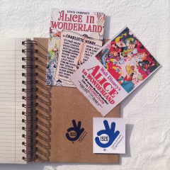 Agenda Semanal Tapa Dura Ring Wire/ Modelo 454/ Póster Vintage Film Alice in Wonderland (1951). - tienda online