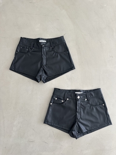 Short Bass (cuerina opaca ) - anavrinintimates
