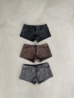 Short gin cuerina - comprar online