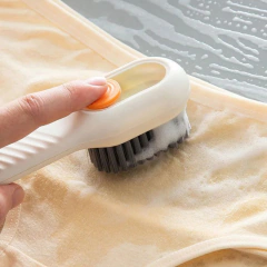 Escova de Limpeza Multiuso com Dispenser de Sabão