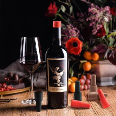 Kit com 4 Rolhas de Silicone Reutilizáveis para Garrafas de Vinho - Geleia Presentes Criativos, Diferentes, Legais e Originais
