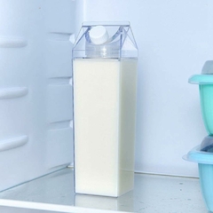 Garrafa Transparente Formato Caixa de Leite - 500ml