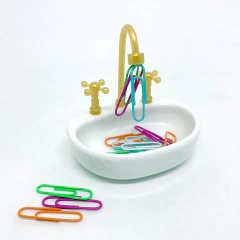 Porta Clipes Mini Pia Com Ímã Acompanha clipes - comprar online