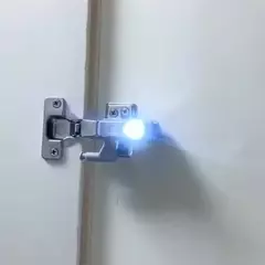 Luminária LED para Dobradiça Armários Closet Guarda Roupas - Geleia Presentes Criativos, Diferentes, Legais e Originais