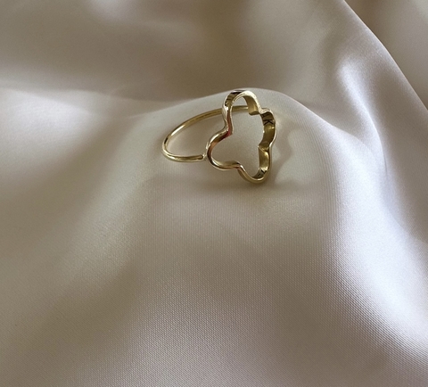 Anel flor em Ouro 18k