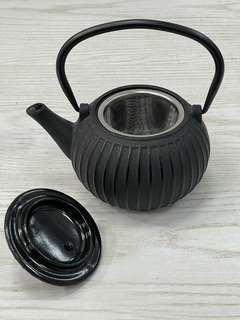 TETERA HIERRO 500 CC NEGRA