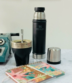TERMO STANLEY CLASICO 590ML NEGRO