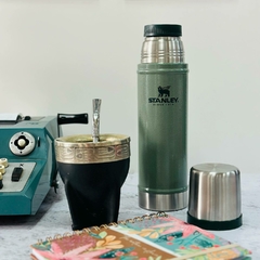 TERMO STANLEY CLASICO 590ML VERDE