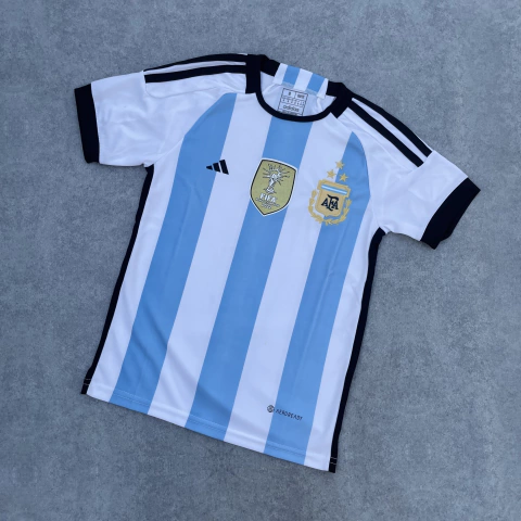 CAMISETA TITULAR DE ARGENTINA CAMPEÓN PARA NIÑOS
