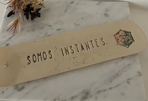 Porta sahumerio Somos instantes - comprar online