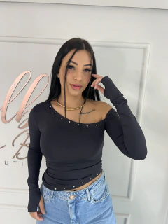 Croped Yasmin na internet
