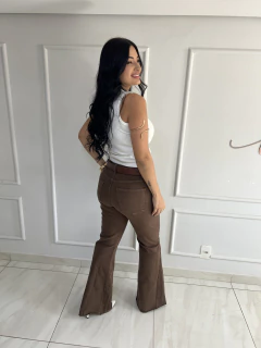 Calça Flare na internet