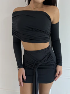 Conjunto Aura na internet