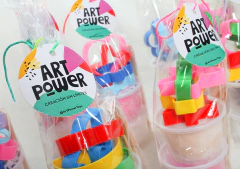 Souvenir Porcelana Fría en internet