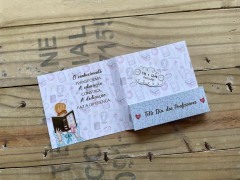 030 - Cartão com Bolso Dia dos Professores Personalizado - (cópia) en internet