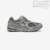 Tênis New Balance 2002R OG 'Light Grey' - comprar online