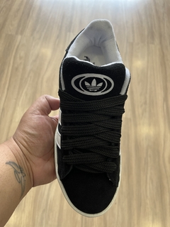 ADIDAS CAMPUS PRETO E BRANCO na internet