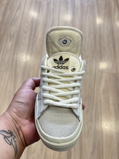 ADIDAS BAD BUNNY BEGE