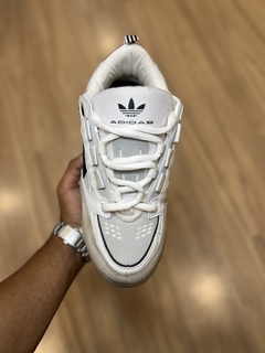 ADIDAS AD2000 BRANCO PRETO na internet