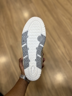 Imagem do ADIDAS AD2000 BRANCO PRETO