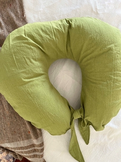 almohadon para amamantar oliva
