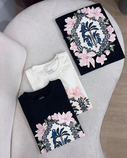 Tee Shirt Flower Macaw - comprar online