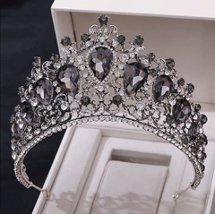 Tiara Gota Real Pombagira on internet