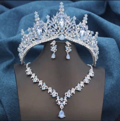 CONJUNTO COROA POMBAGIRA DONA 7 - Atelier Cigana da Estrada