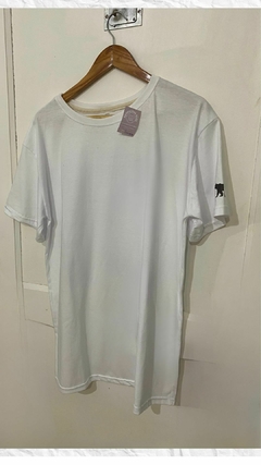 REMERA OVERSIZE BLANCA en internet