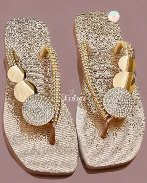 DÁLIA Dourada - (PRONTA ENTREGA)