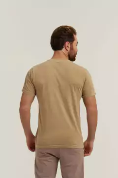 CAMISETA BÁSICA ALGODÃO PREMIUM - ESTONADA AREIA na internet