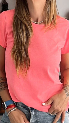 Remera Rosa Fluo Mis Alas - comprar online