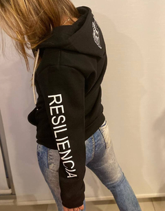 Cangurito Frisado Resiliencia Negro - comprar online