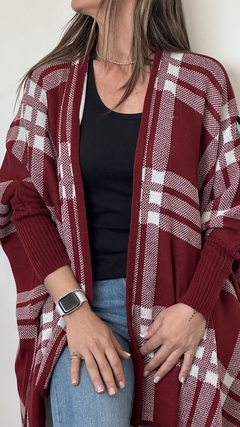 Saco Poncho Rojo y Blanco en internet