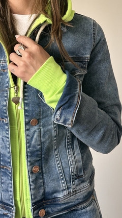 Campera Cielo Gunda Verde Fluo - SALDO - porquesiche